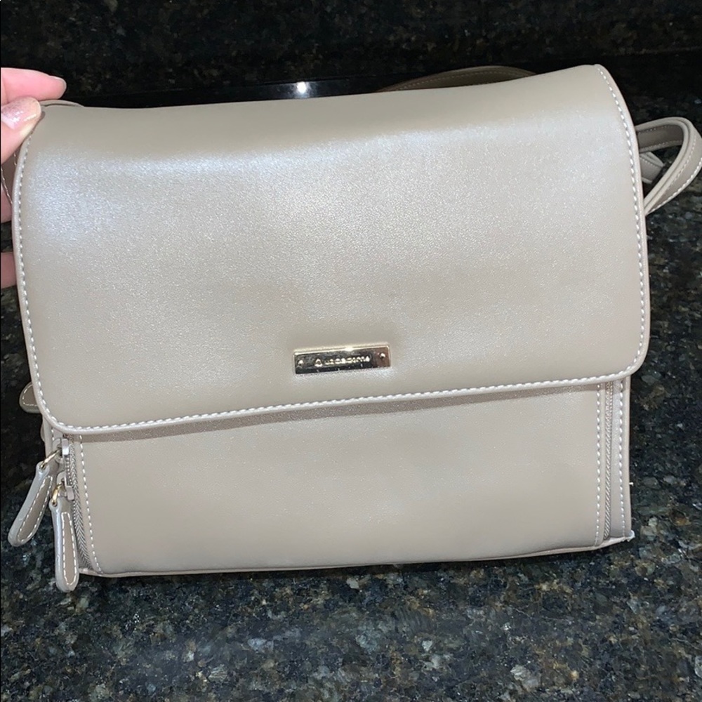 Liz Claiborne beige cross body purse